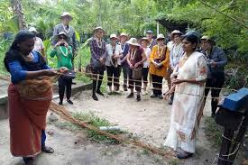 VILLAGE WALK - Image 4